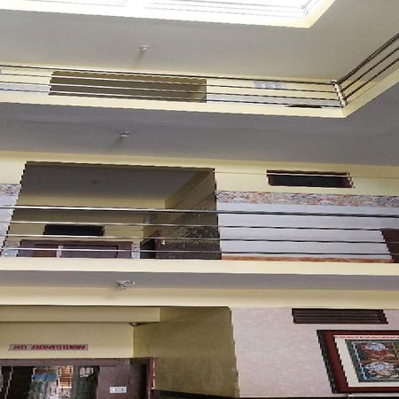 Spot On 73926 Hotel Anjanaa Пури Екстериор снимка