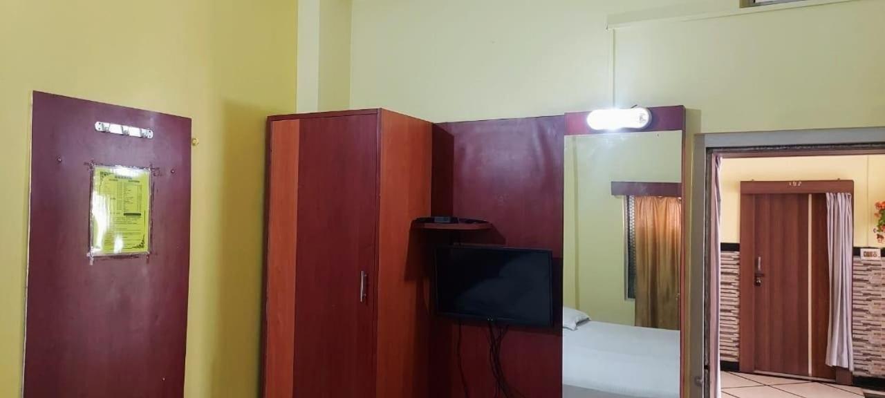 Spot On 73926 Hotel Anjanaa Пури Екстериор снимка