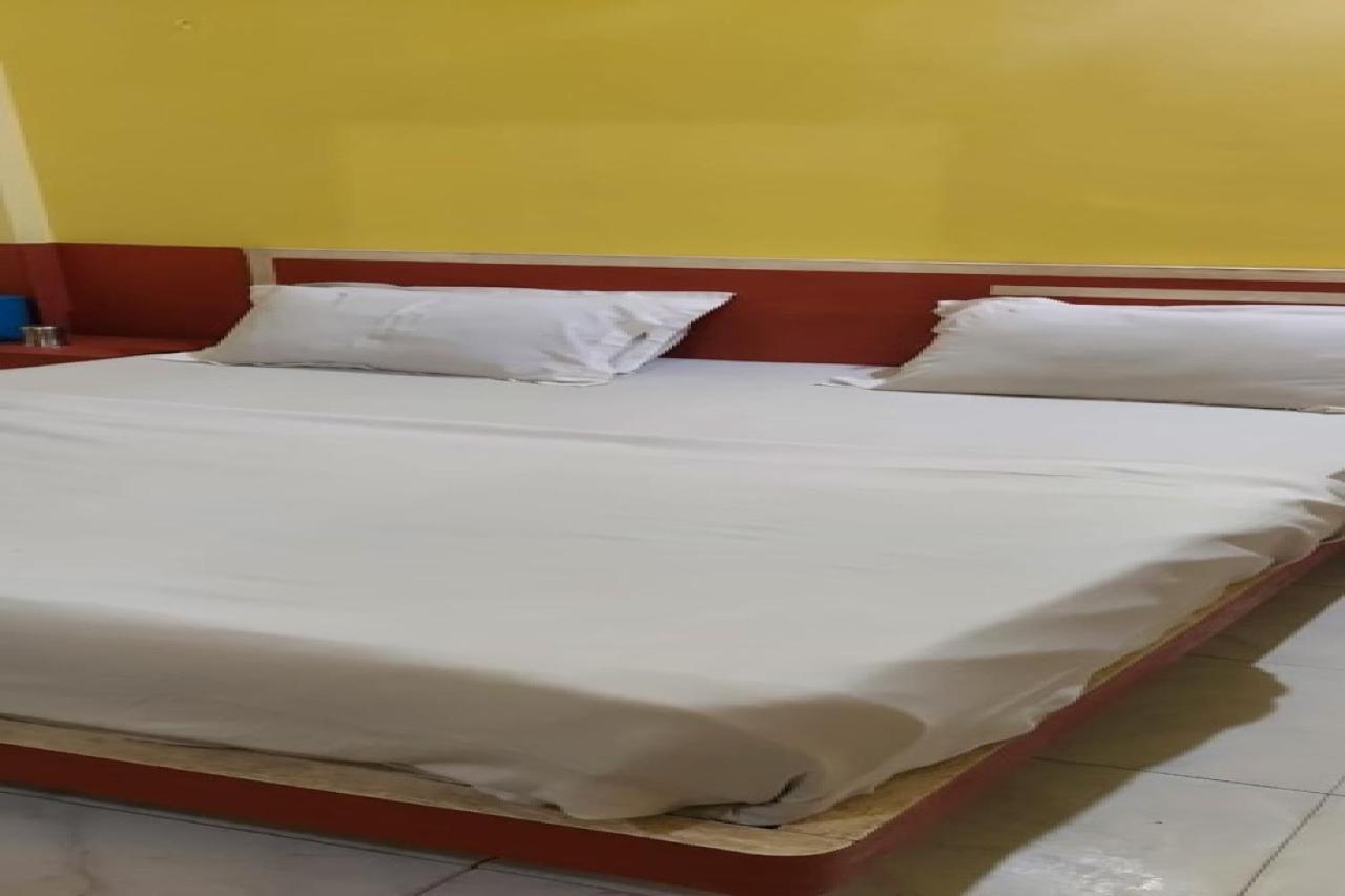 Spot On 73926 Hotel Anjanaa Пури Екстериор снимка