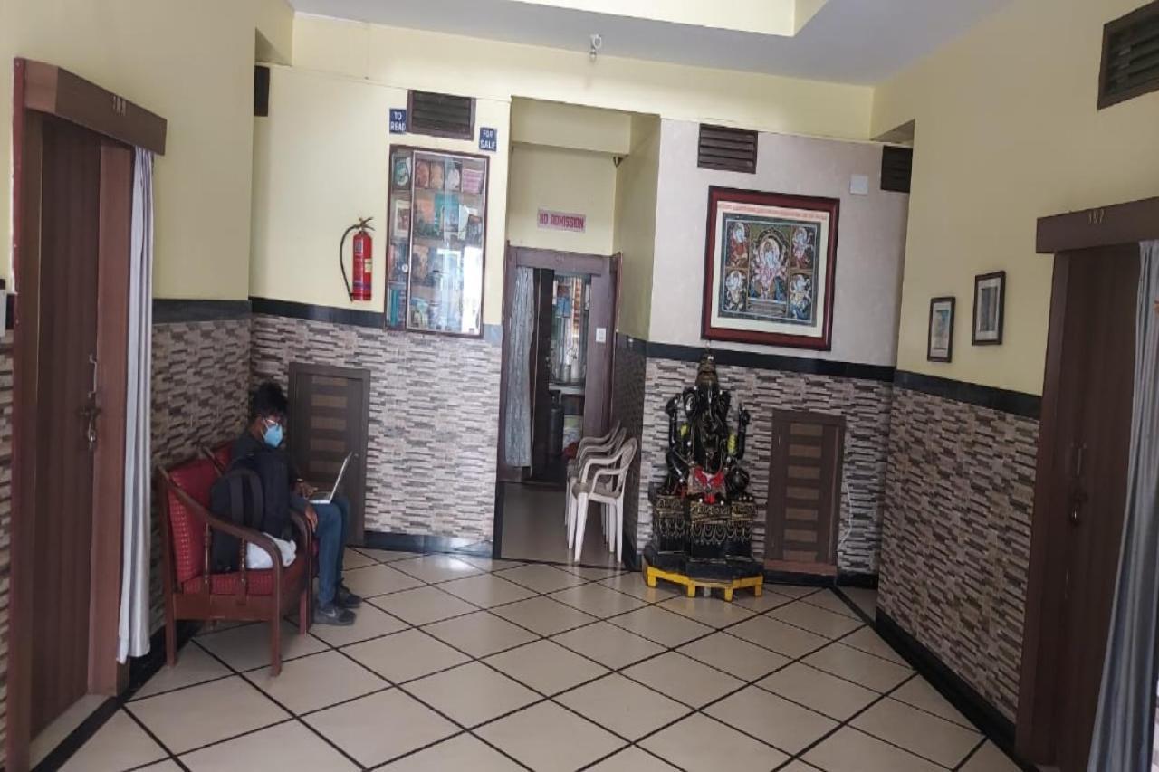 Spot On 73926 Hotel Anjanaa Пури Екстериор снимка